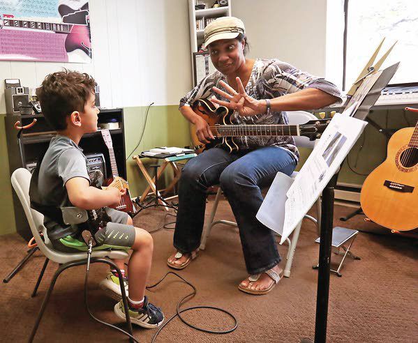 6 Things to Know Before You Sign Up for Music Lessons