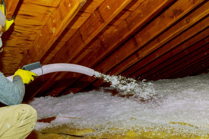 Hire a Respected Local Spray Insulation Contractor in Anchorage