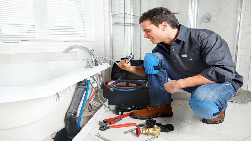 2 Ways Utilizing Expert Plumbing Repair Services Can Benefit You in OR