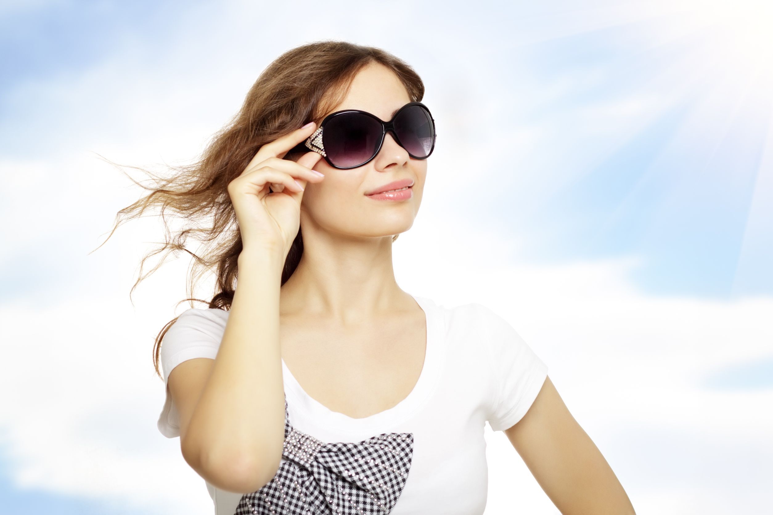 Finding the Best Cheap Wholesale Sunglasses for Women Online