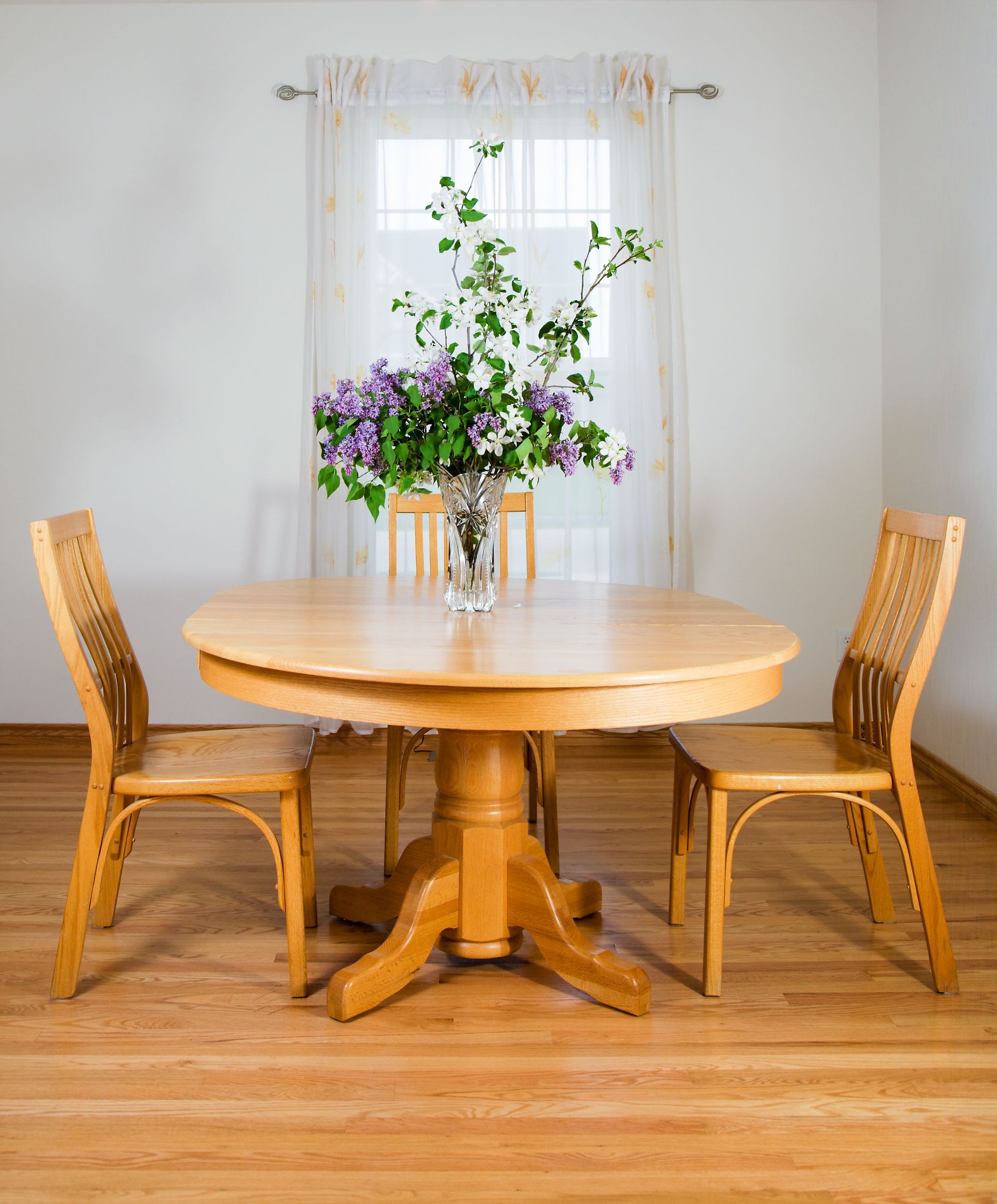 Round Concrete Dining Table