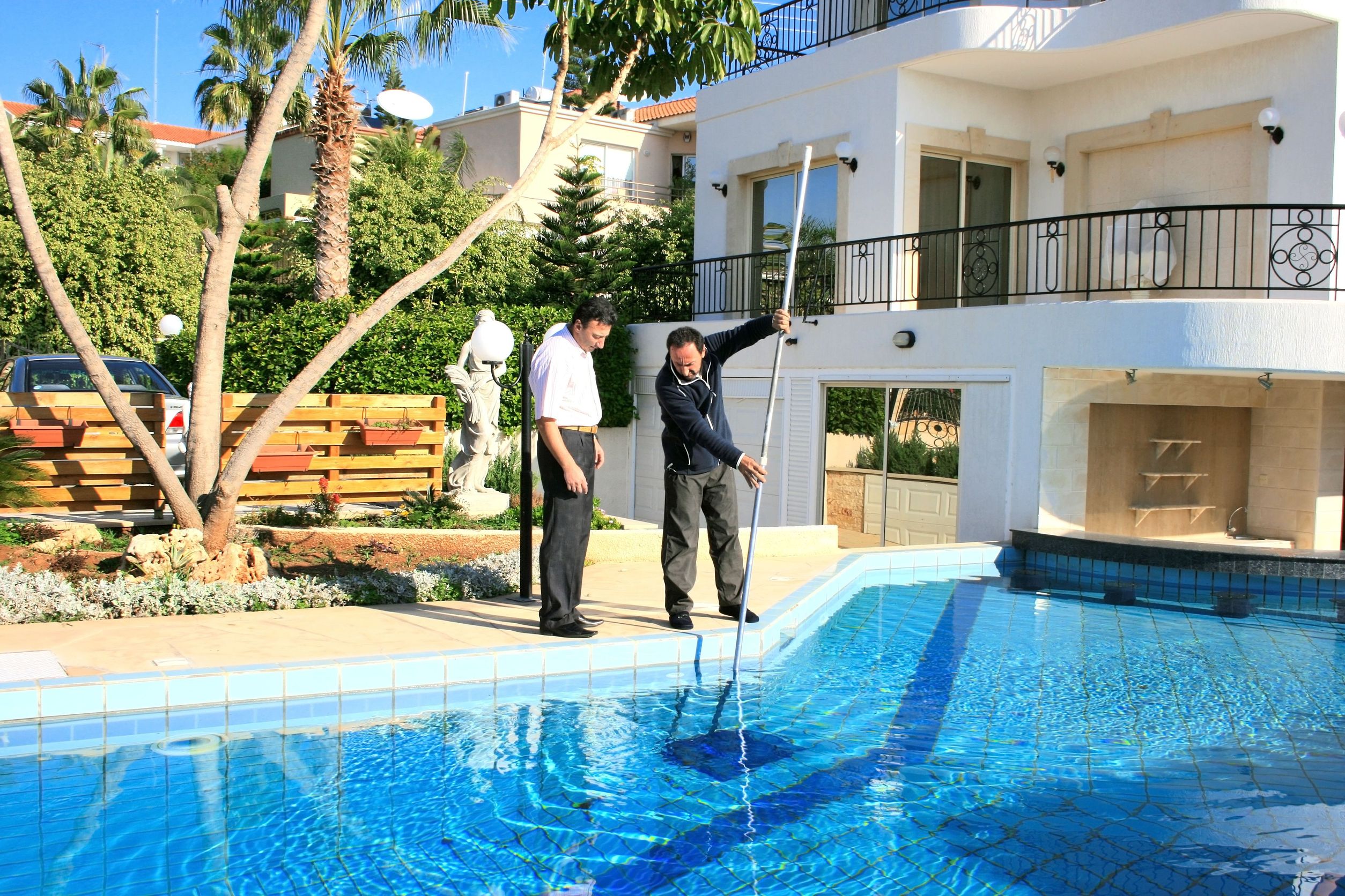 Benefits Of Hiring A Company Who Specializes In Pool Cleaning In Temecula CA