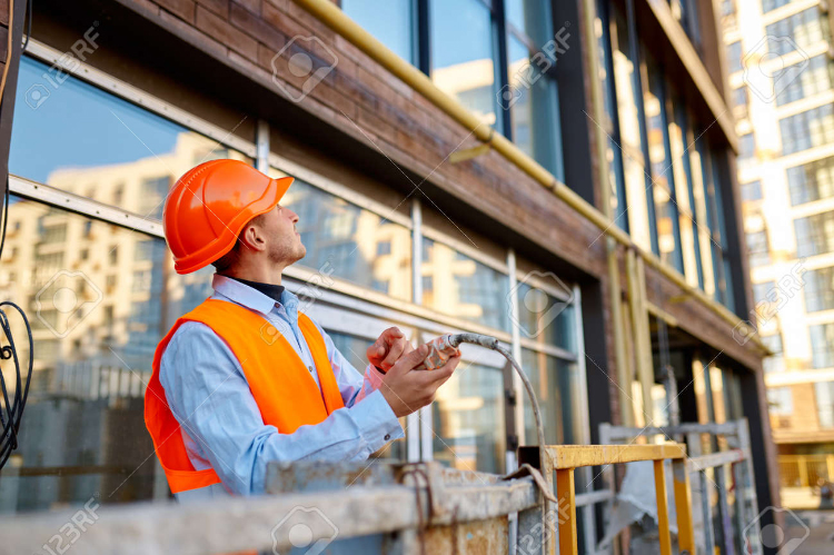 Signs of the Best Commercial Contractors Near Bloomington